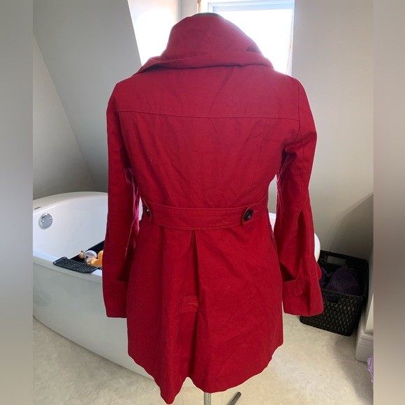 Red Coat - Picture 2 of 3